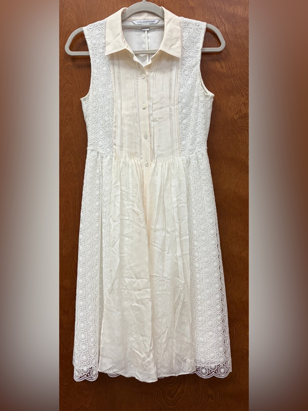 Diane Von Furstenberg "Nieves" Pleated Silk Chiffon Medallion Lace Shirt Dress 4